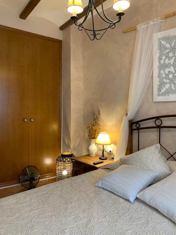 Castellnovo Casa Rural Valle Del Palanciaゲストハウス エクステリア 写真