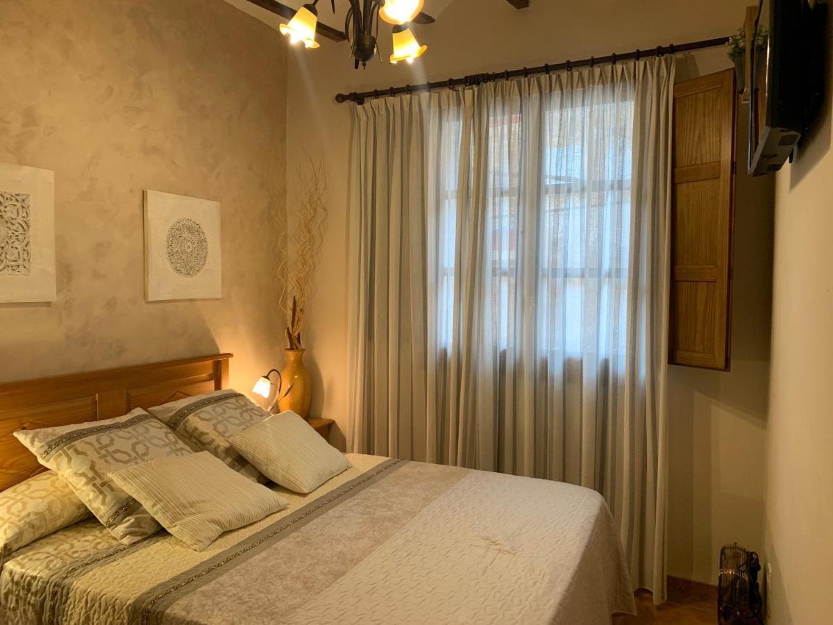 Castellnovo Casa Rural Valle Del Palanciaゲストハウス エクステリア 写真