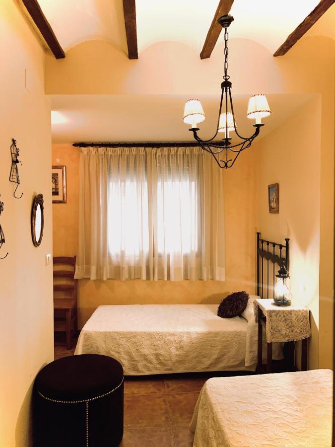 Castellnovo Casa Rural Valle Del Palanciaゲストハウス エクステリア 写真