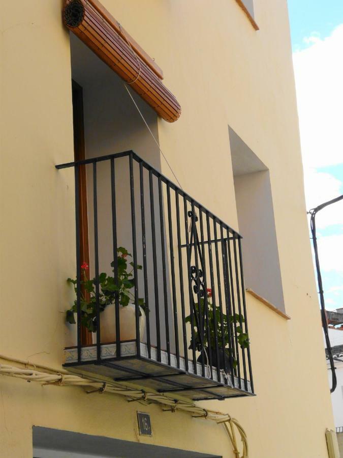 Castellnovo Casa Rural Valle Del Palanciaゲストハウス エクステリア 写真